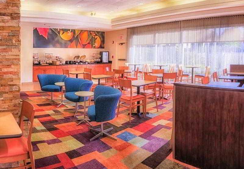 Hotel Fairfield And By Marriott Airport San José