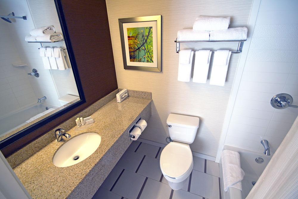 Fairfield And By Marriott Airport Hotel San José