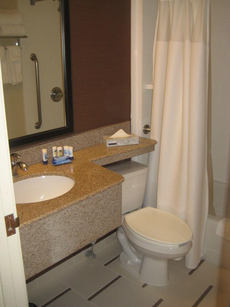 Fairfield And By Marriott Airport San José