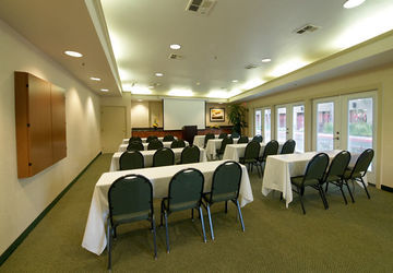 Fairfield And By Marriott Airport Hotel São José